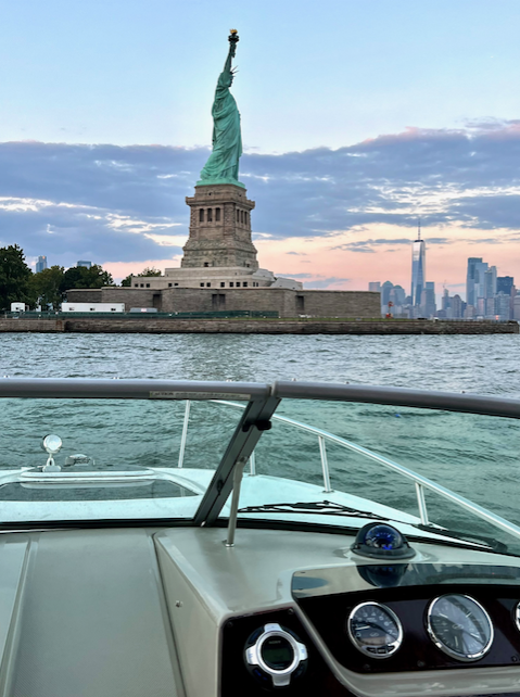 Аренда Яхты в Нью-Йорке - Приватный тур по Гудзону 5